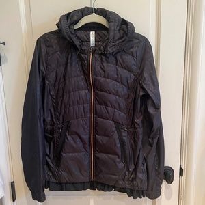 Lululemon Spring Fling Puffy Windbreaker  Size 10  Black